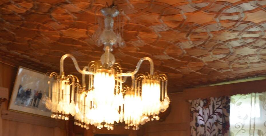 Ceylon Houseboat, Srinagar 4